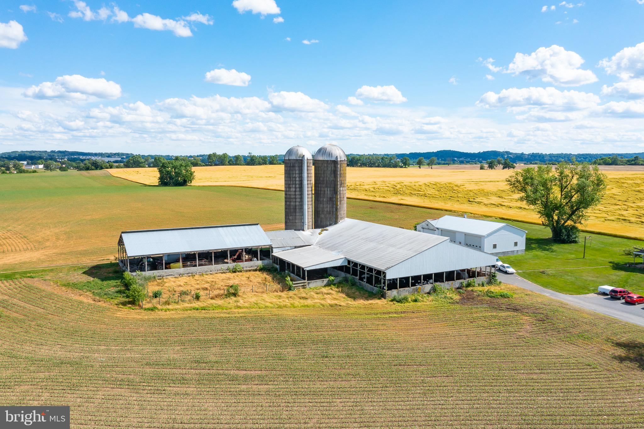 202 Prospect Road Landisville, PA 17538 - Photo 8 of 12 Cattle Barn / Covered Equipment Barnyard / 2 Silos