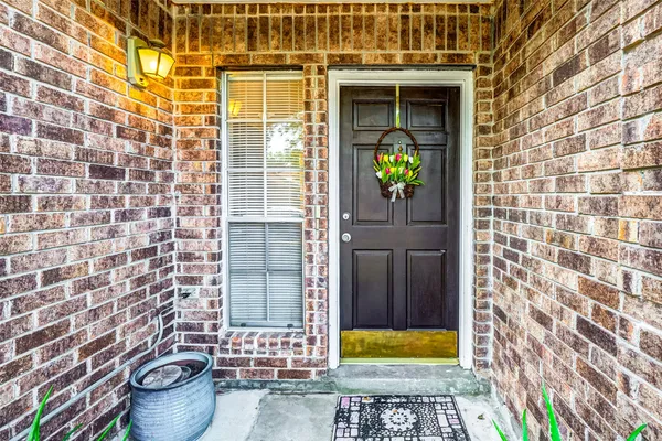 a view of a entryway door of the house