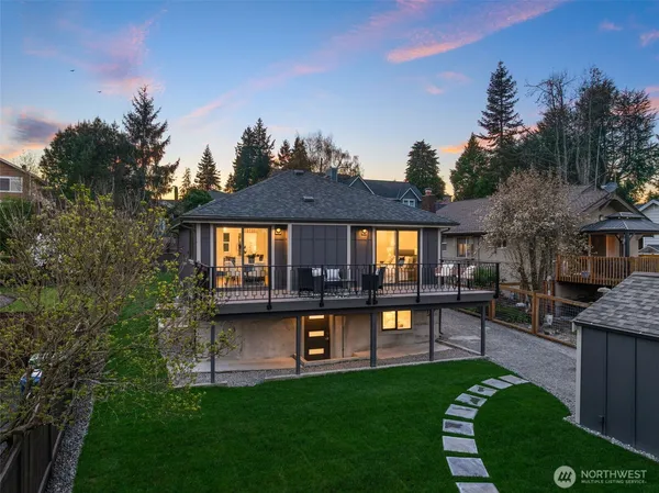 $1,295,900 | 12012 North Park Avenue North, Seattle, WA 98133