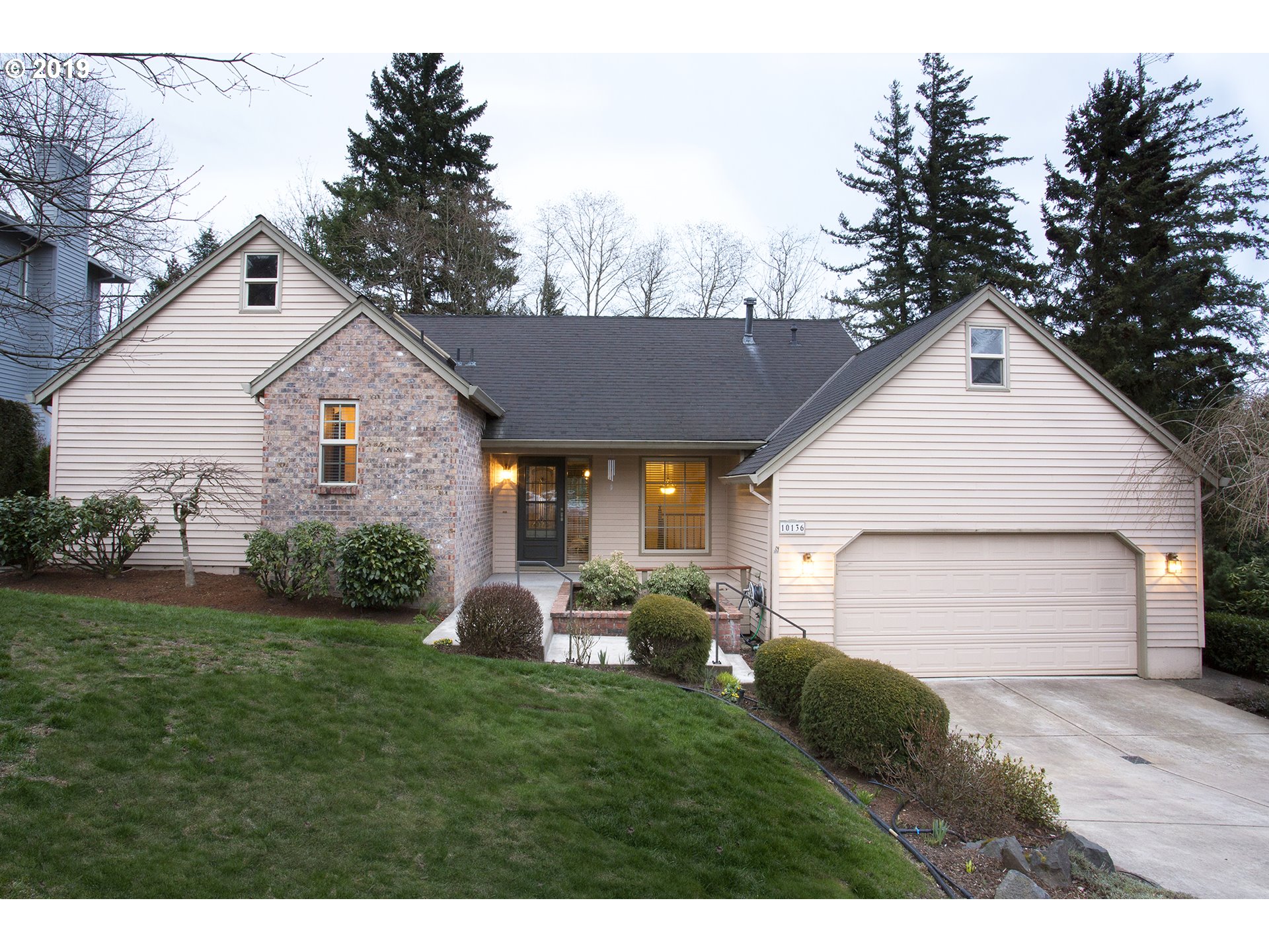 10136 Southwest Washington Street Portland, OR 97225 - Photo 1 of 31 Gallery Image 1