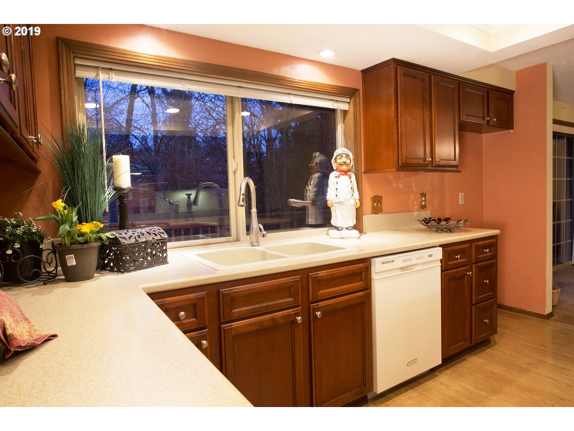 10136 Southwest Washington Street Portland, OR 97225 - Photo 10 of 31 Kitchen
