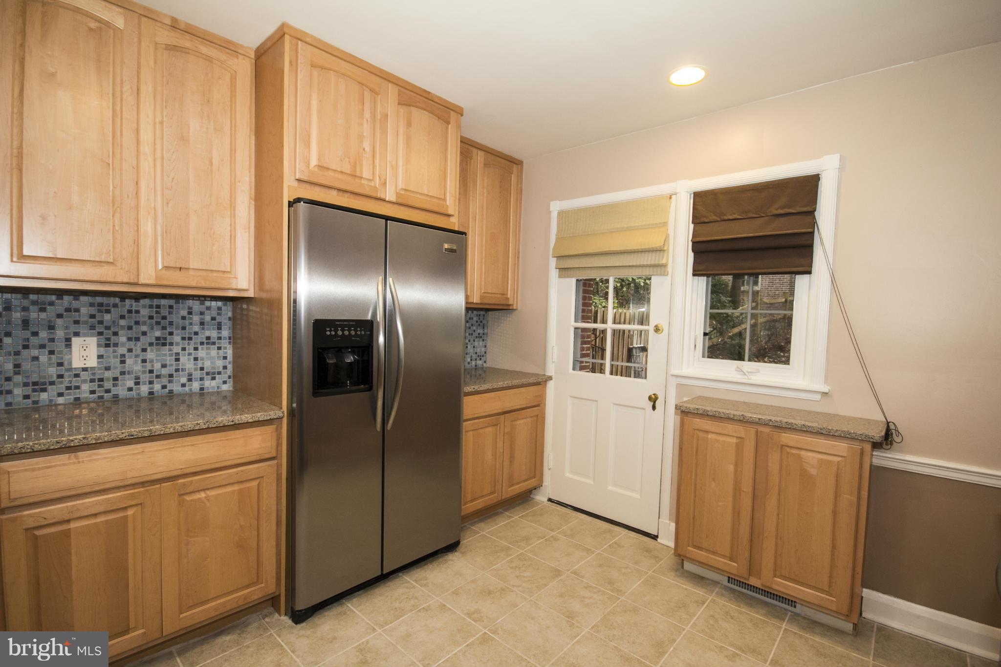 4029 Deepwood Road Baltimore, MD 21218 - Photo 10 of 30 Kitchen: ceramic tile floor
