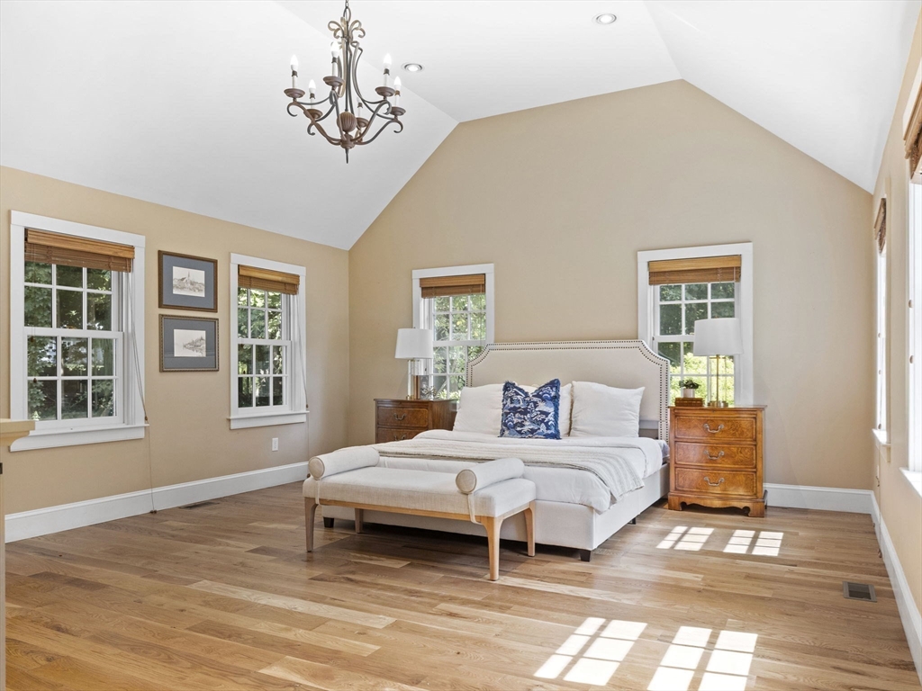 64 Prospect Street Topsfield, MA 01983 - Photo 11 of 32