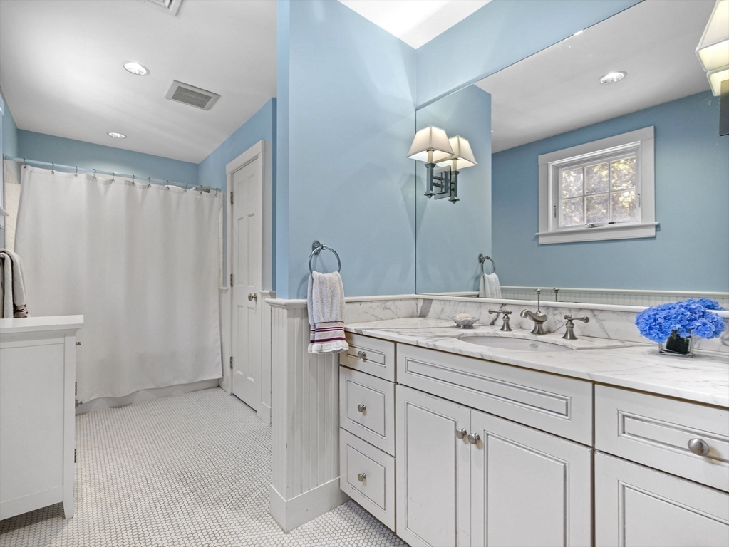 64 Prospect Street Topsfield, MA 01983 - Photo 18 of 32