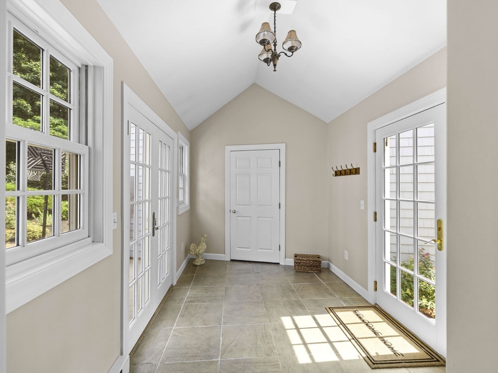 64 Prospect Street Topsfield, MA 01983 - Photo 21 of 32