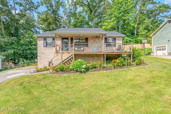 $355,000 | 124 Pheasant Road, Clinton, TN 37716