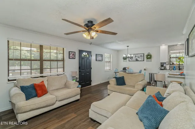 $359,000 | 124 Pheasant Road, Clinton, TN 37716