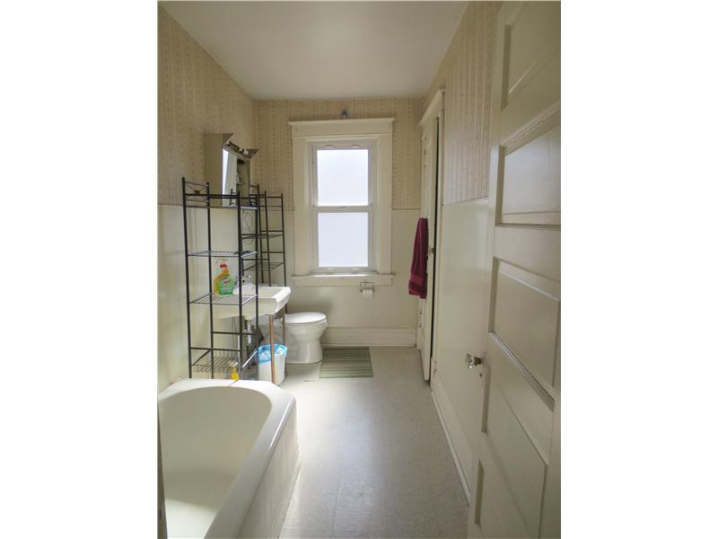 525 East Madison Street Rochester, PA 15074 - Photo 11 of 15 Other. Huge Bathroom!