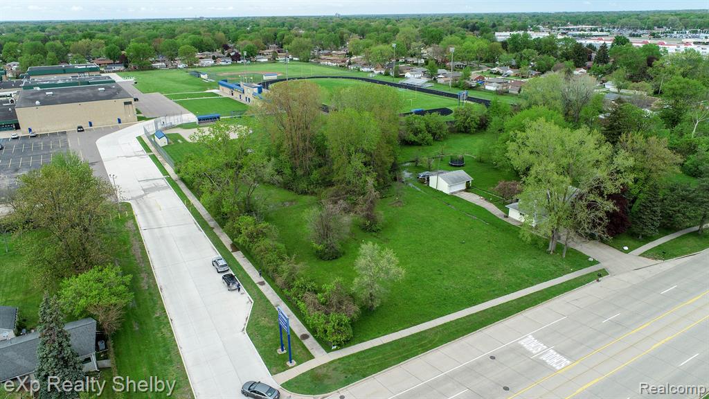 0 15 15 Mile Road Clinton Township, MI 48035 - Photo 4 of 10