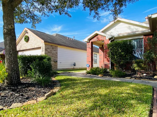 $1,900 | 24638 Lakecrest Village Drive, Katy, TX 77493