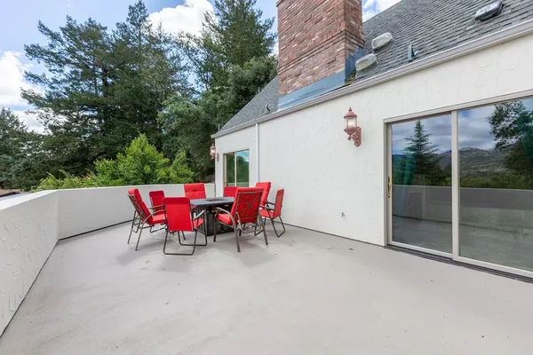 $2,000,000 | 3 Lerner Drive, Calistoga, CA 94515