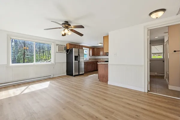$329,000 | 124 Old County Road, Holland, MA 01521