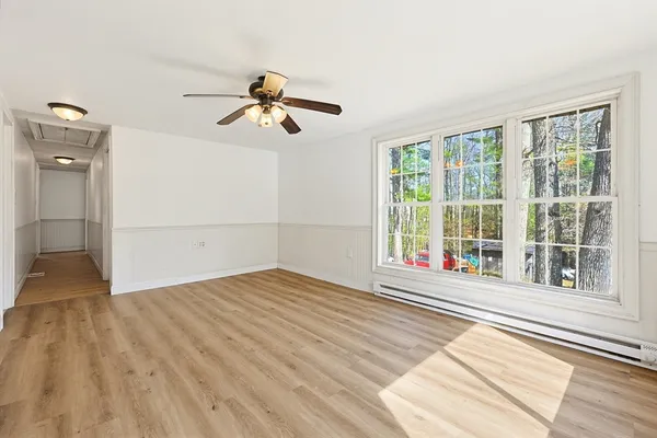 $329,000 | 124 Old County Road, Holland, MA 01521