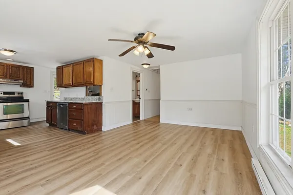 $329,000 | 124 Old County Road, Holland, MA 01521