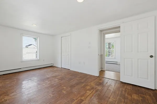$329,000 | 124 Old County Road, Holland, MA 01521