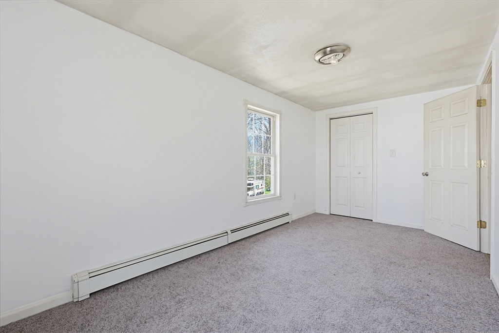 124 Old County Road Holland, MA 01521 - Photo 19 of 30
