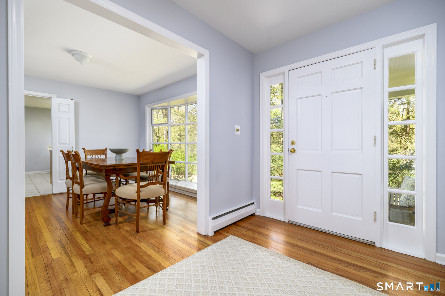 290 Red Fox Road Stamford, CT 06903 - Photo 3 of 33