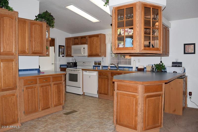 Kitchen (1)