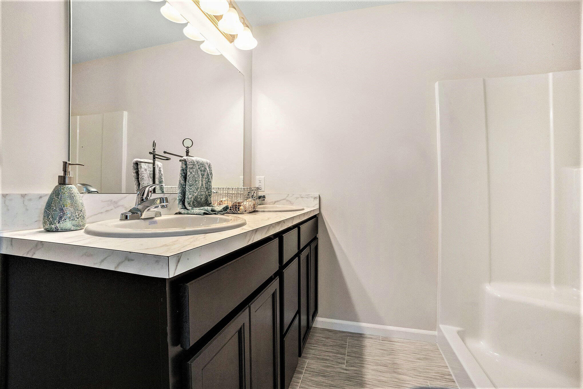 36 South Yankee Springs Road Middleville, MI 49333 - Photo 12 of 26 015_file_176