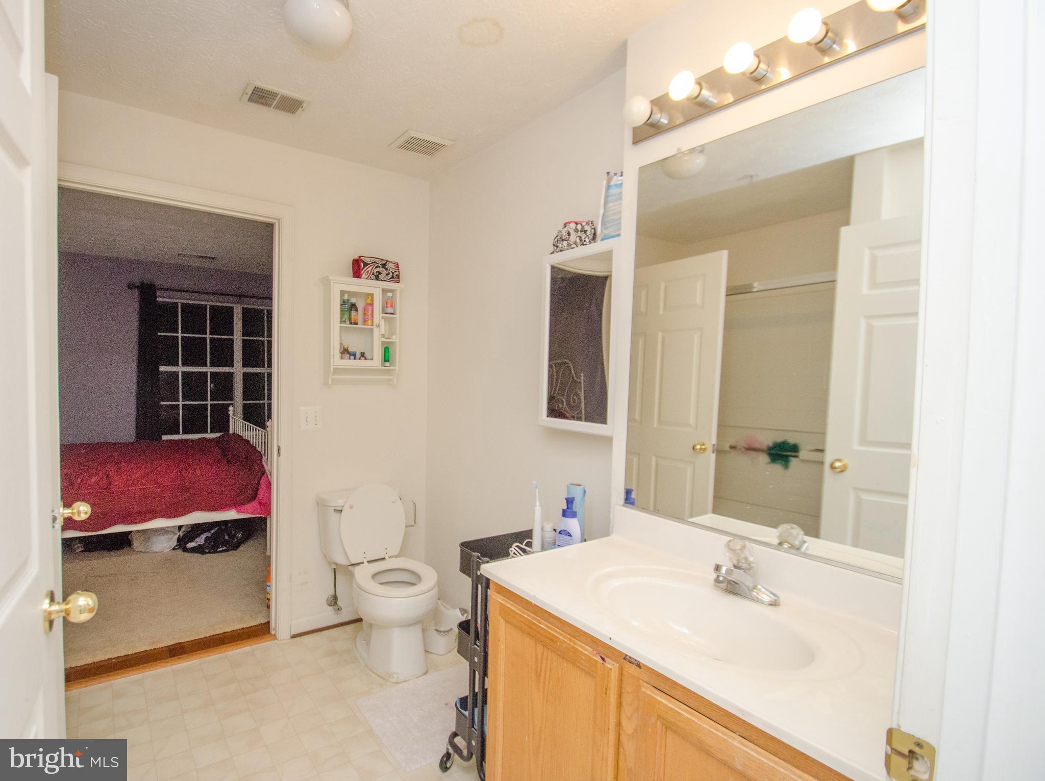666 Kennington Road Reisterstown, MD 21136 - Photo 17 of 32 1 Full bath
