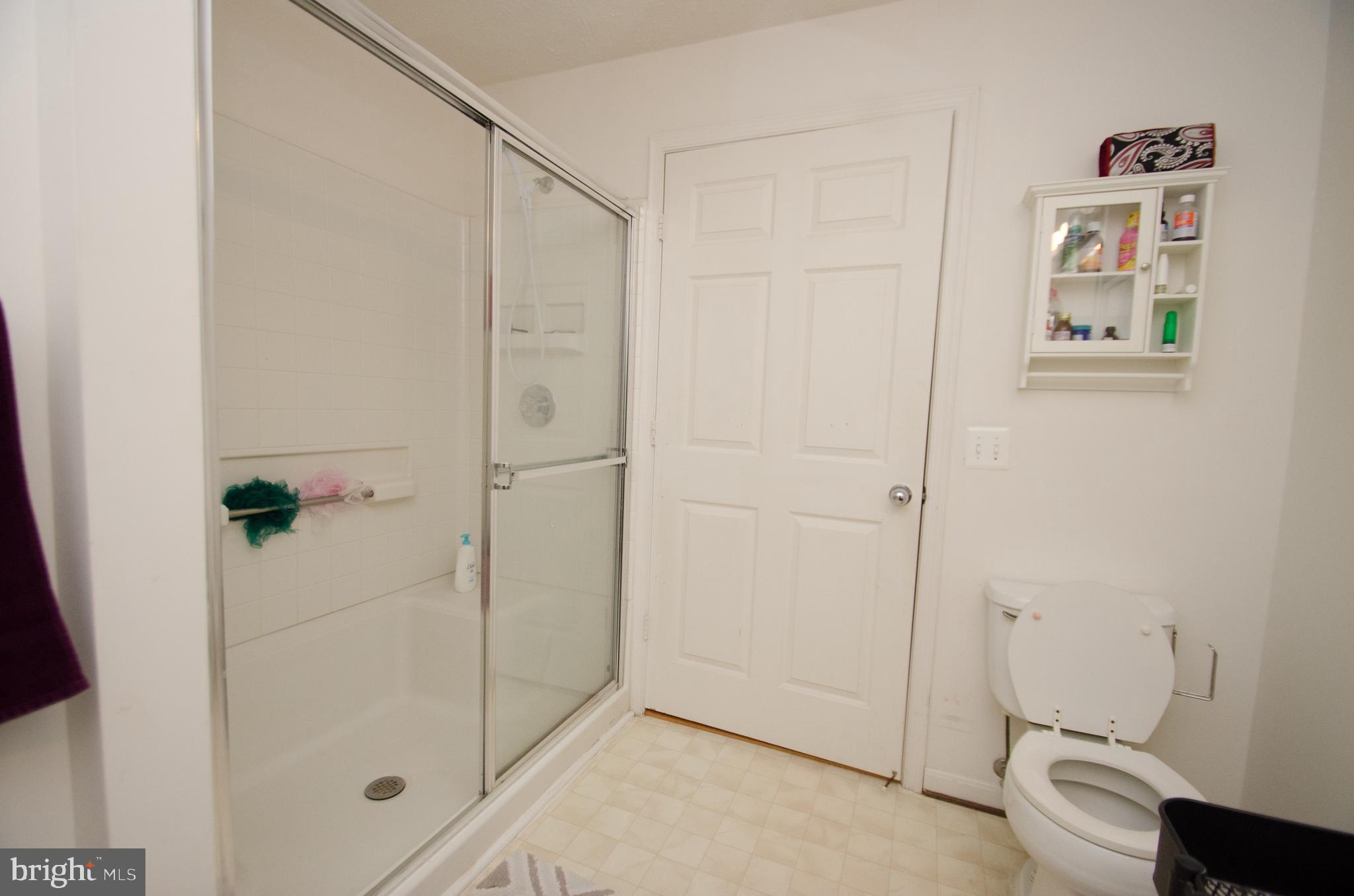 666 Kennington Road Reisterstown, MD 21136 - Photo 18 of 32 1st Full bath