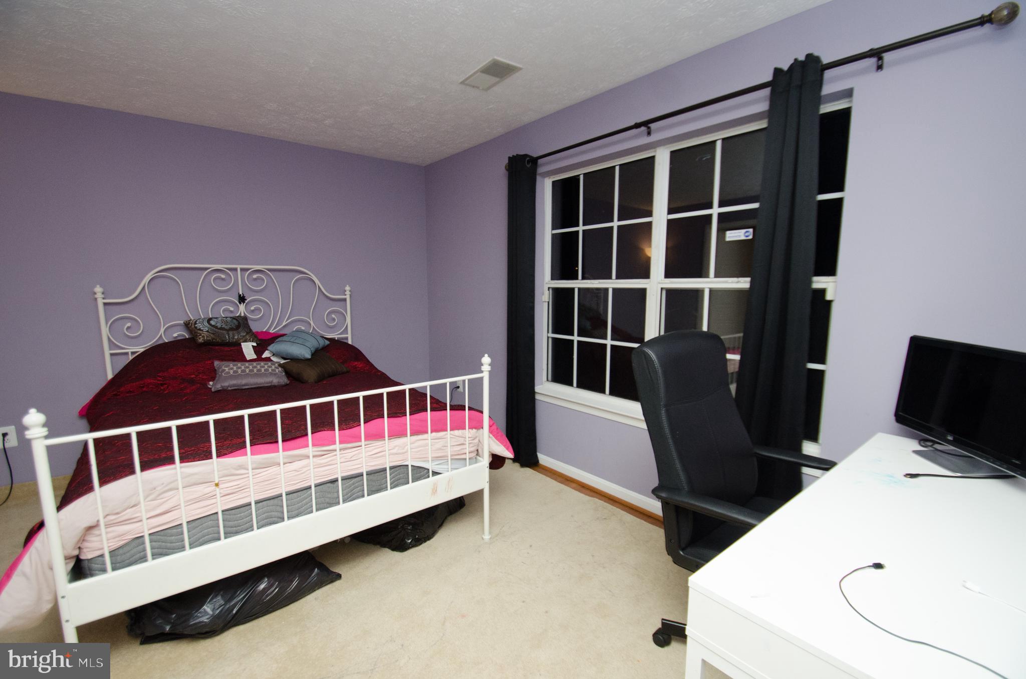 666 Kennington Road Reisterstown, MD 21136 - Photo 20 of 32 Master room