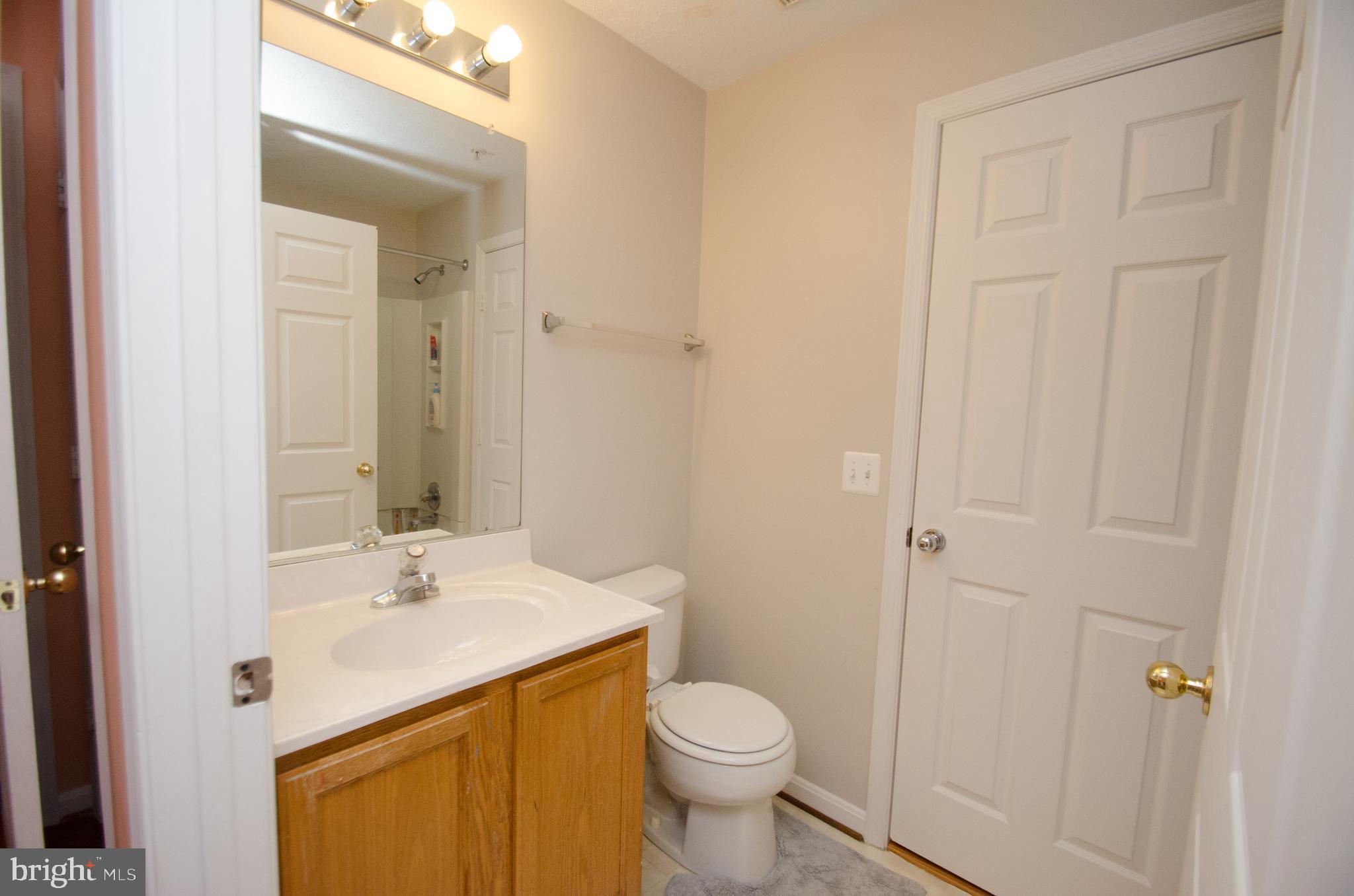 666 Kennington Road Reisterstown, MD 21136 - Photo 25 of 32 2nd full bath