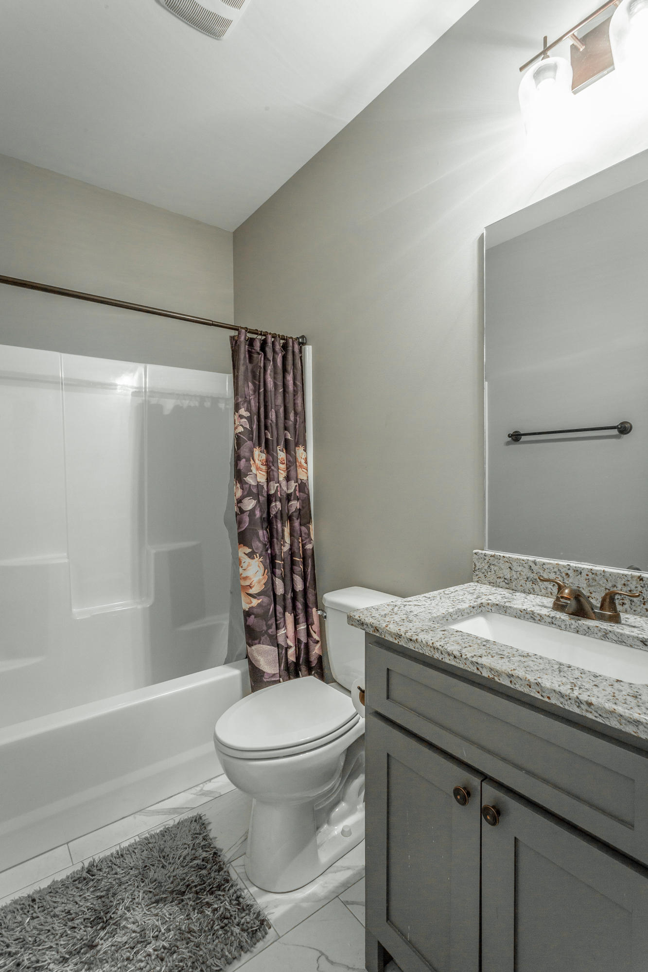 33 Farm View Circle Rock Spring, GA 30739 - Photo 23 of 27 Guest bathroom