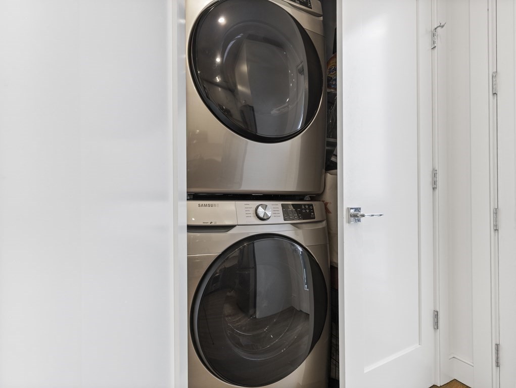 7 Burroughs Street, Unit 4R Boston, MA 02130 - Photo 8 of 12