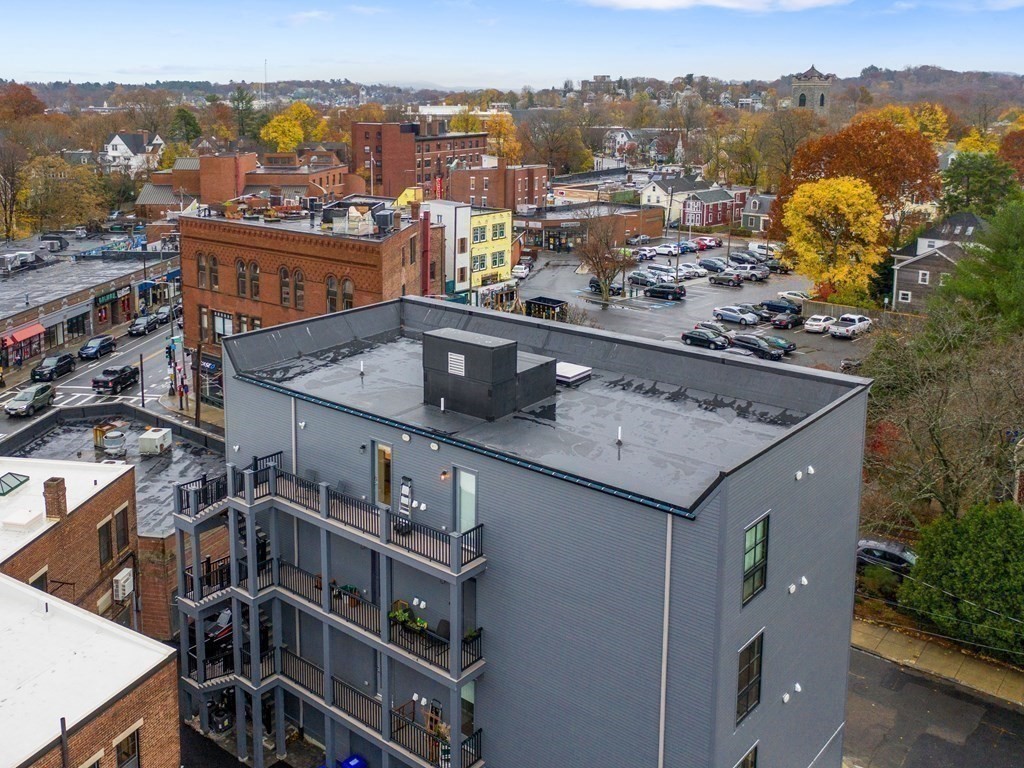 7 Burroughs Street, Unit 4R Boston, MA 02130 - Photo 10 of 12