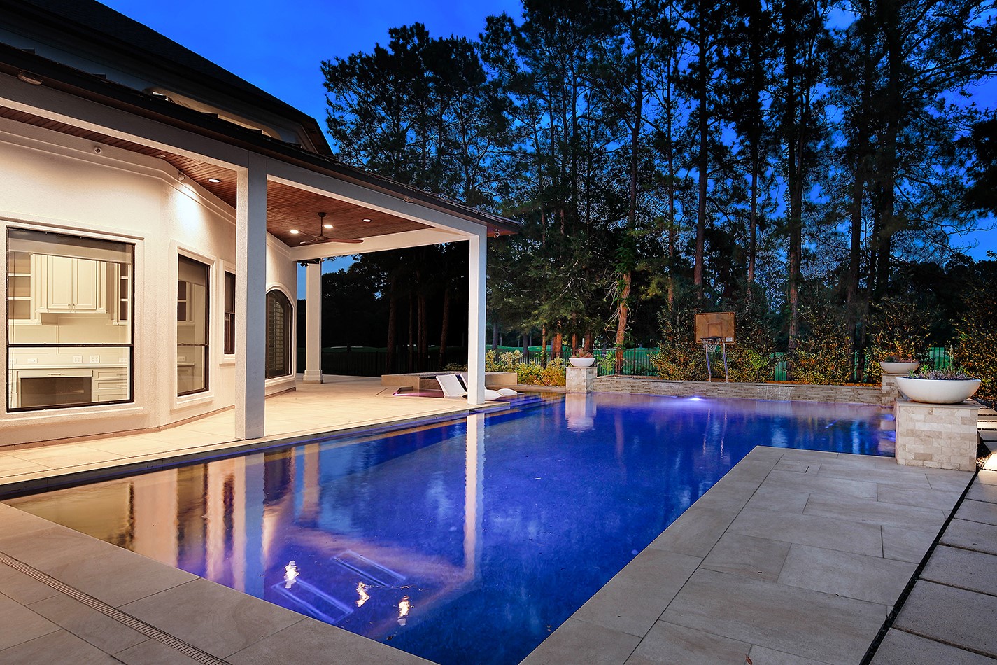 70 Quail Rock Place The Woodlands, TX 77381 - Photo 38 of 46 a view of swimming pool with chairs in patio
