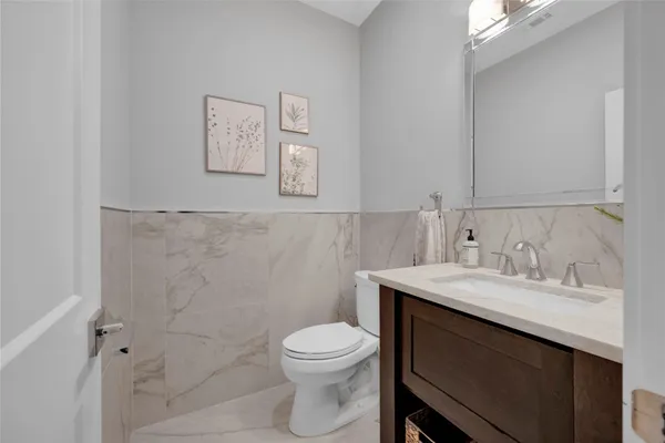 $7,200 | 19 Acorn Cluster Court, The Woodlands, TX 77381