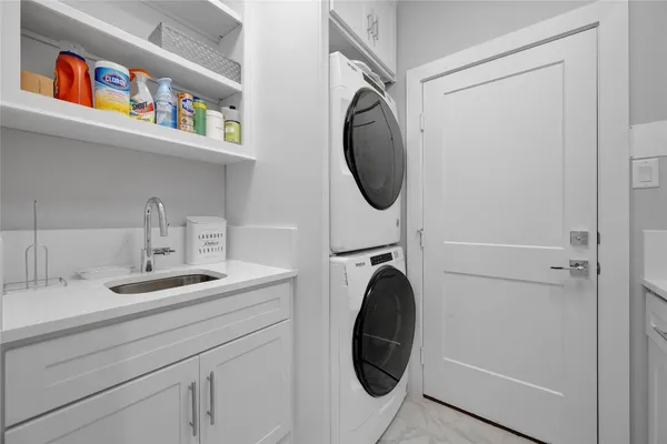 $7,200 | 19 Acorn Cluster Court, The Woodlands, TX 77381