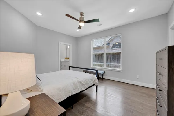 $7,200 | 19 Acorn Cluster Court, The Woodlands, TX 77381