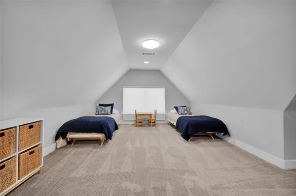 $7,200 | 19 Acorn Cluster Court, The Woodlands, TX 77381