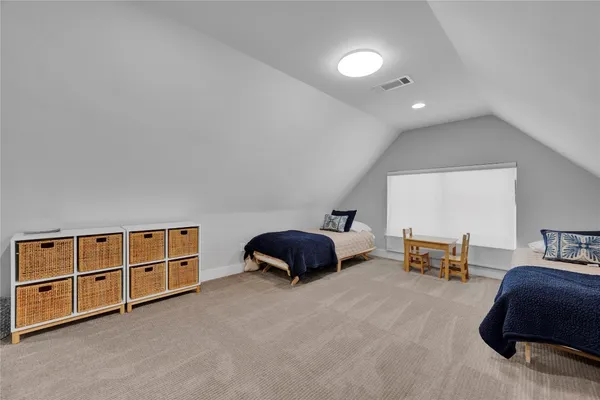 $7,200 | 19 Acorn Cluster Court, The Woodlands, TX 77381