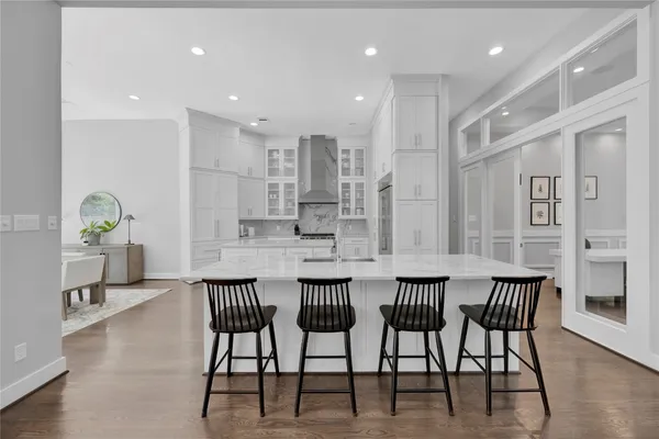 $7,200 | 19 Acorn Cluster Court, The Woodlands, TX 77381