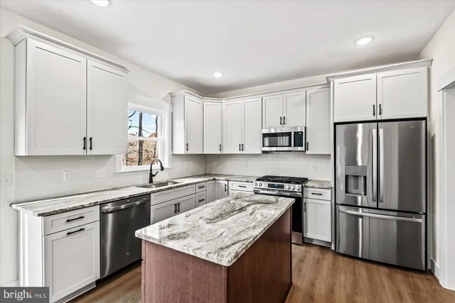 $770,000 | 209 Doc Stone Road, Stafford, VA 22556