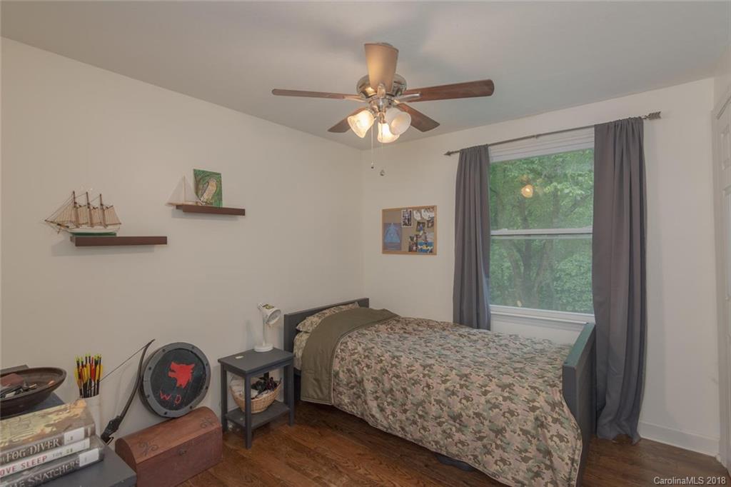 922 Old Fort Road Fairview, NC 28730 - Photo 16 of 23 Gallery Image 16
