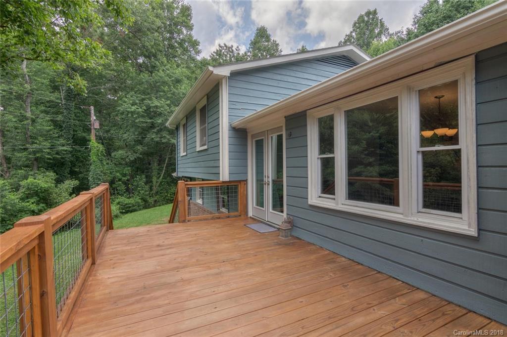 922 Old Fort Road Fairview, NC 28730 - Photo 4 of 23 Gallery Image 4