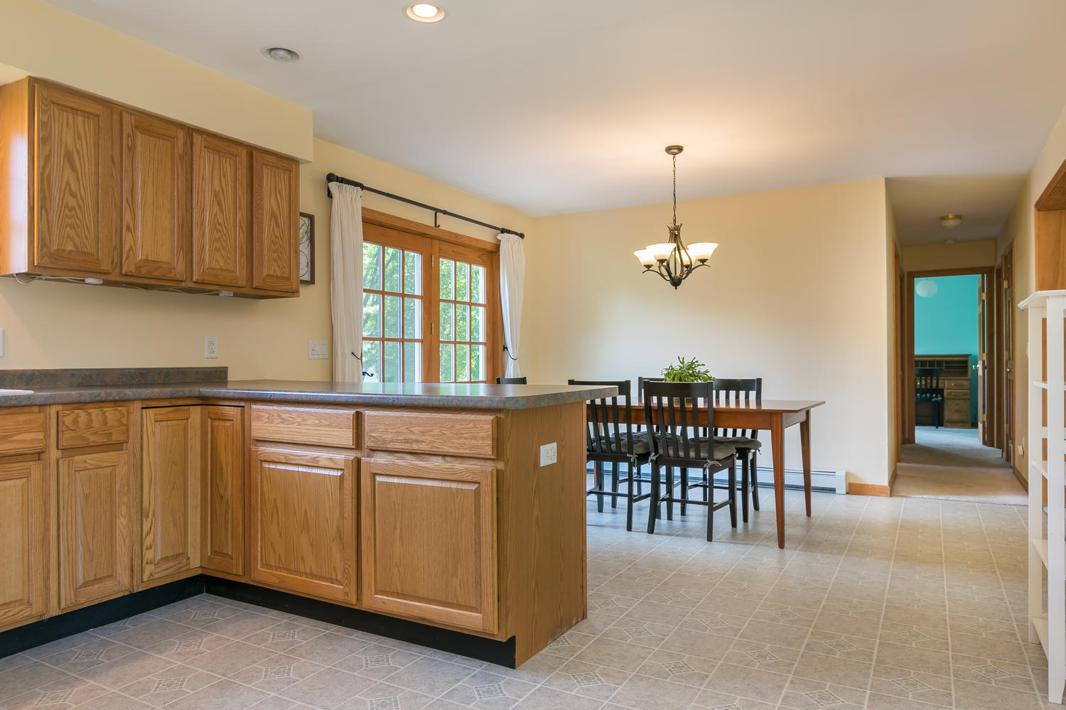5 Hurdle Fence Road Scarborough, ME 04074 - Photo 6 of 36 5 Hurdle Fence Rd Scarborough-large-008-