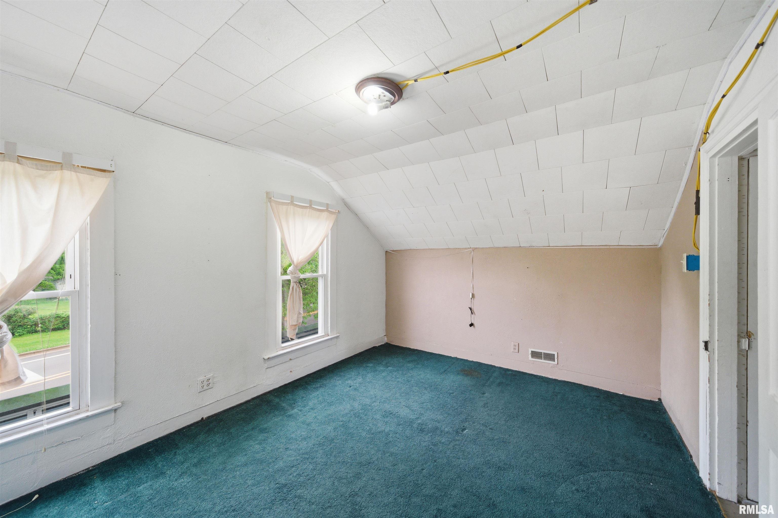 806 West 4th Street Delavan, IL 61734 - Photo 32 of 35