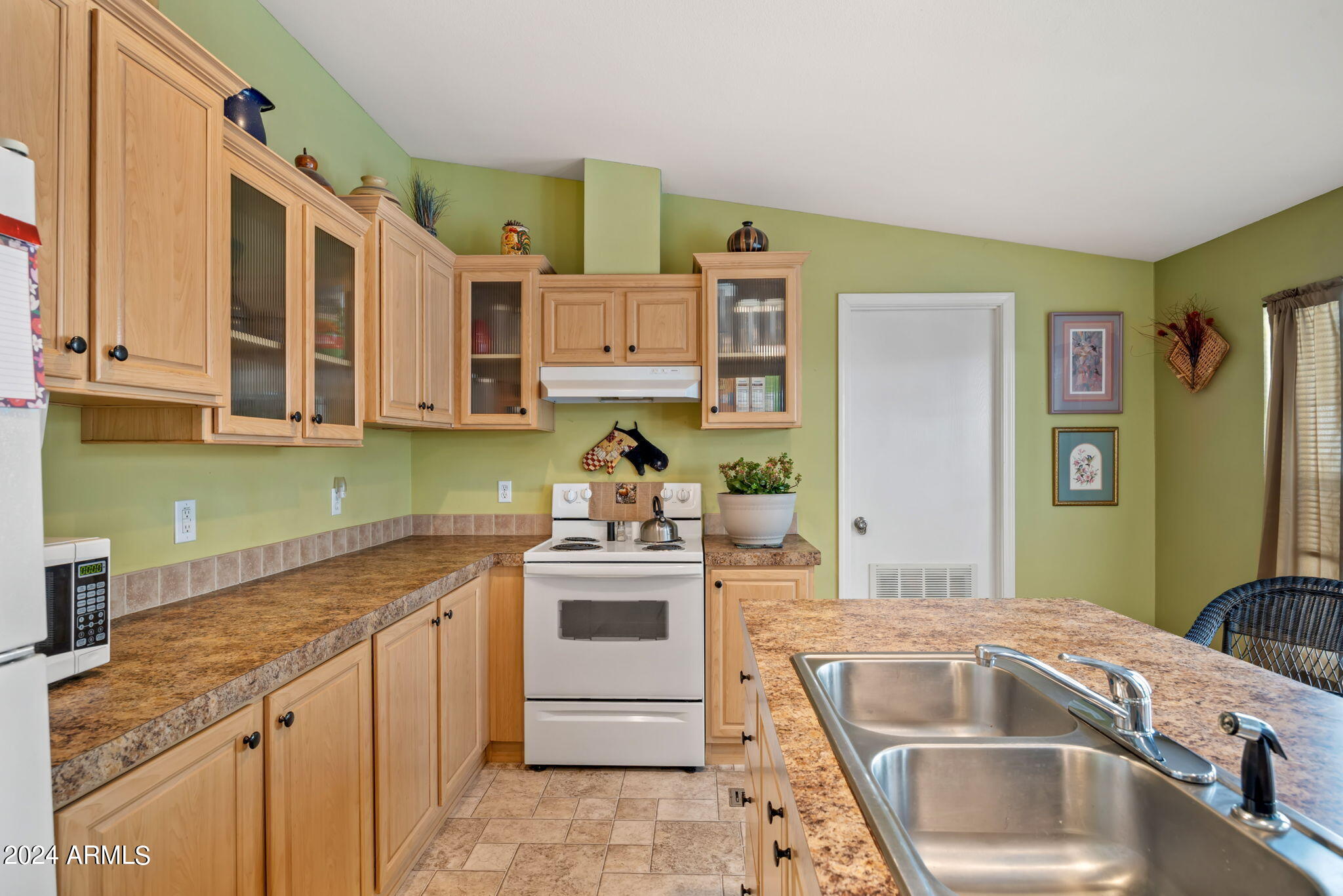 1884 Sierra Pine Loop Pinetop, AZ 85935 - Photo 7 of 23 1884SierraPineLoop-Pinetop-AZ-10