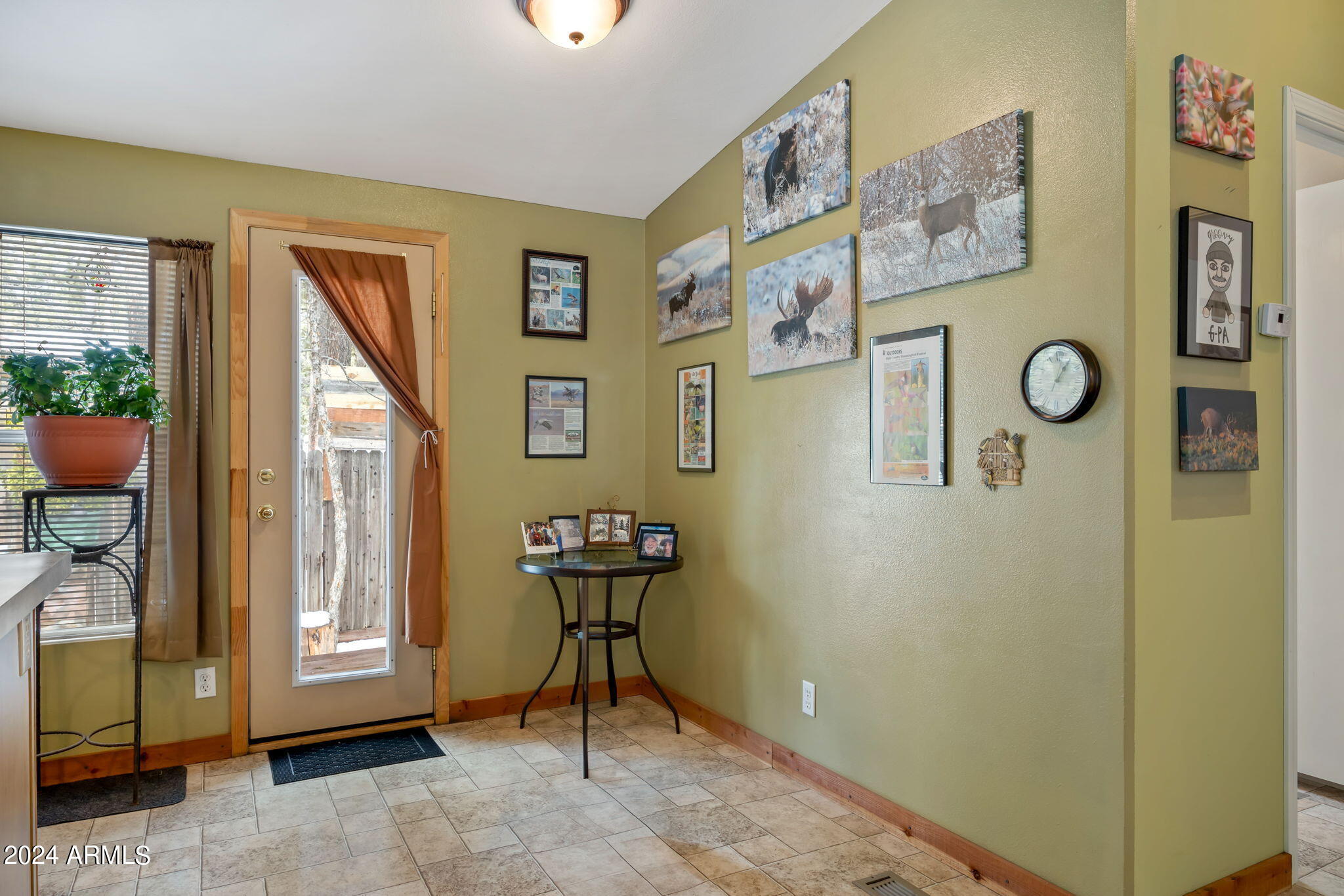 1884 Sierra Pine Loop Pinetop, AZ 85935 - Photo 8 of 23 1884SierraPineLoop-Pinetop-AZ-8