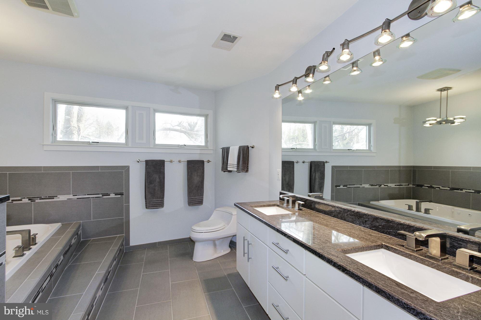 3207 Edgewood Road Kensington, MD 20895 - Photo 21 of 34 Gallery Image 21