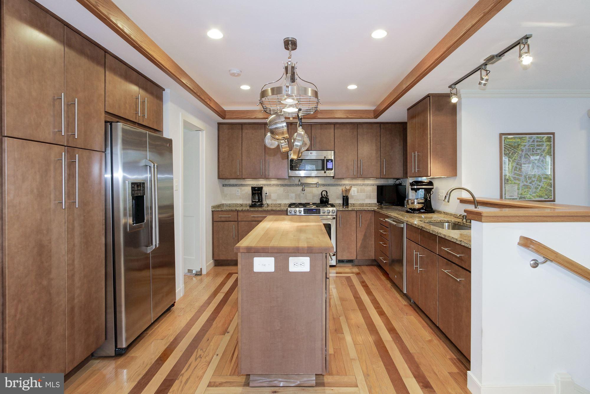 3207 Edgewood Road Kensington, MD 20895 - Photo 9 of 34 Gallery Image 9