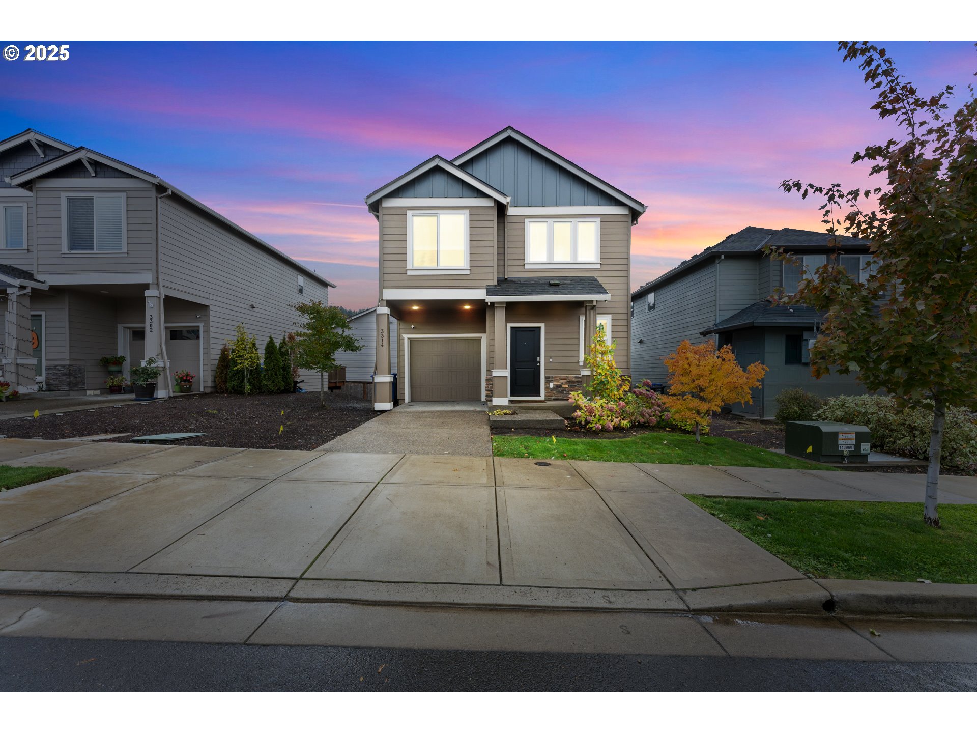 3314 Southwest 42nd Street Gresham, OR 97080 - Photo 1 of 38 a front view of a house with a yard