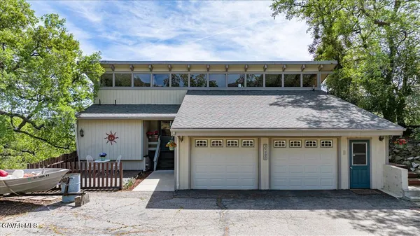 $582,500 | 25900 Columbia Way, Tehachapi, CA 93561