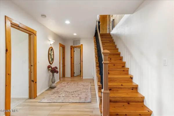 $582,500 | 25900 Columbia Way, Tehachapi, CA 93561
