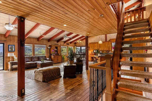 $582,500 | 25900 Columbia Way, Tehachapi, CA 93561